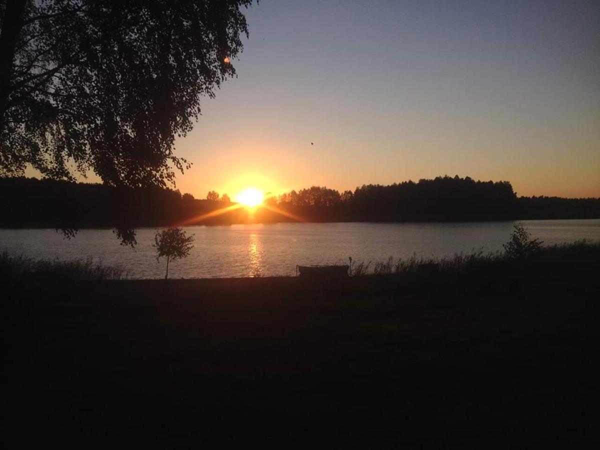 Lesny Dworek - Pokoje Nad Jeziorem Koczala Eksteriør bilde