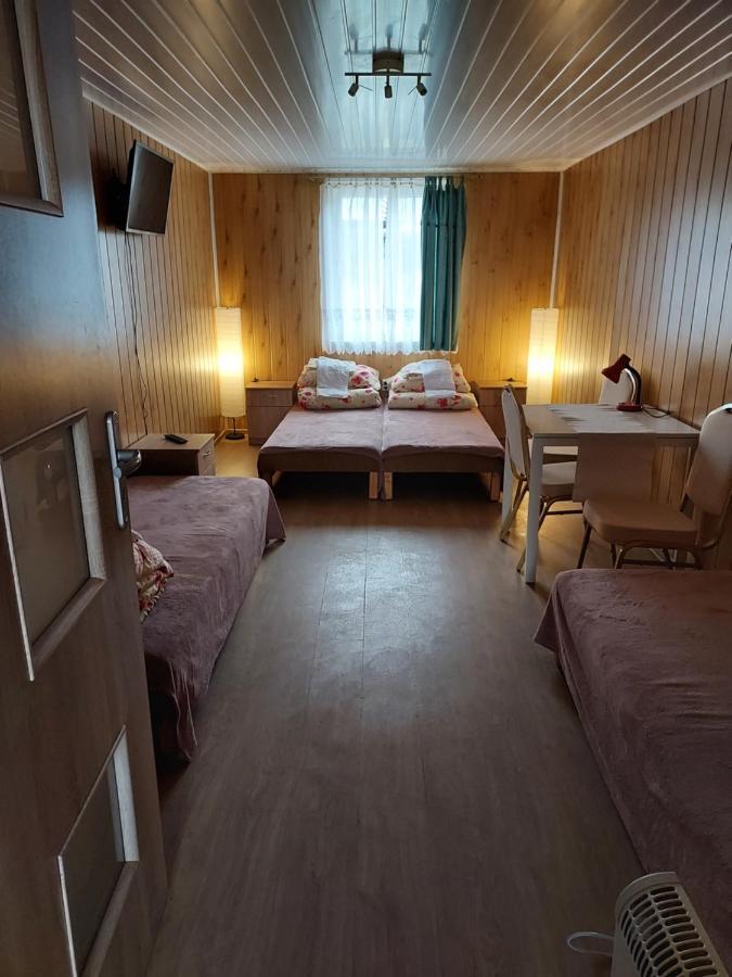Lesny Dworek - Pokoje Nad Jeziorem Koczala Eksteriør bilde