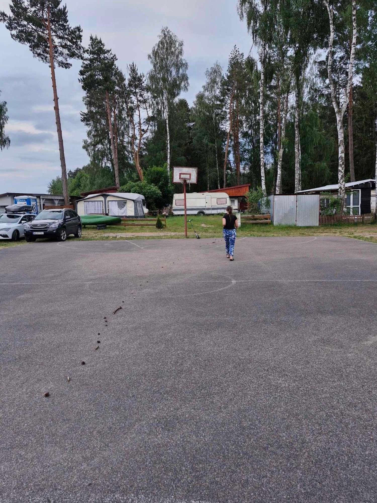 Lesny Dworek - Pokoje Nad Jeziorem Koczala Eksteriør bilde